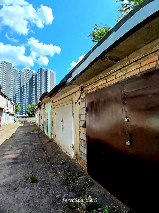 Продам свій гараж біля ЖК Навігатор 3