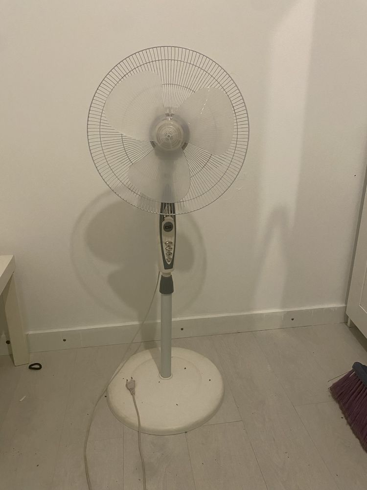 Ventilador de pé