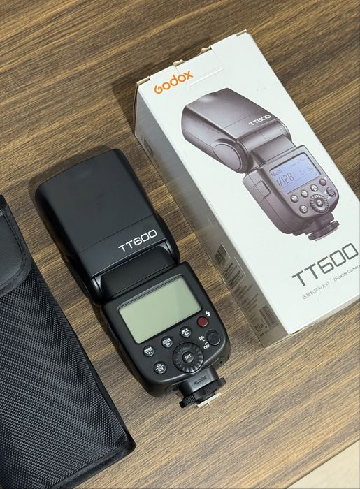 Спалах Godox TT600