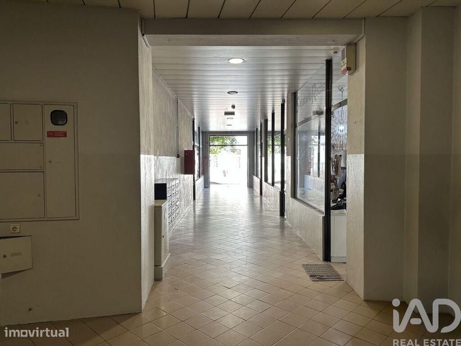 Loja / Estabelecimento Comercial em Aves de 30,00 m2