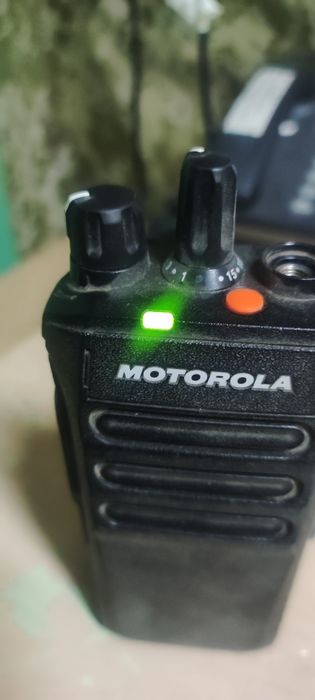 Моторола R7a uhf