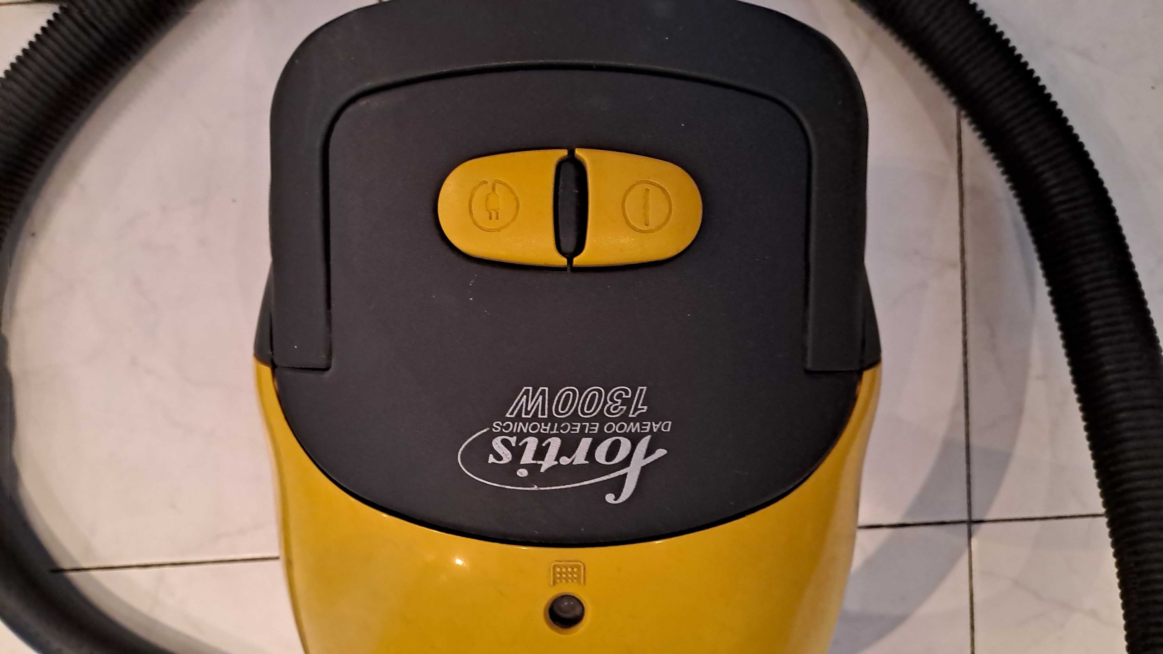 Aspirador Fortis Daewoo Eletronics 1300 W