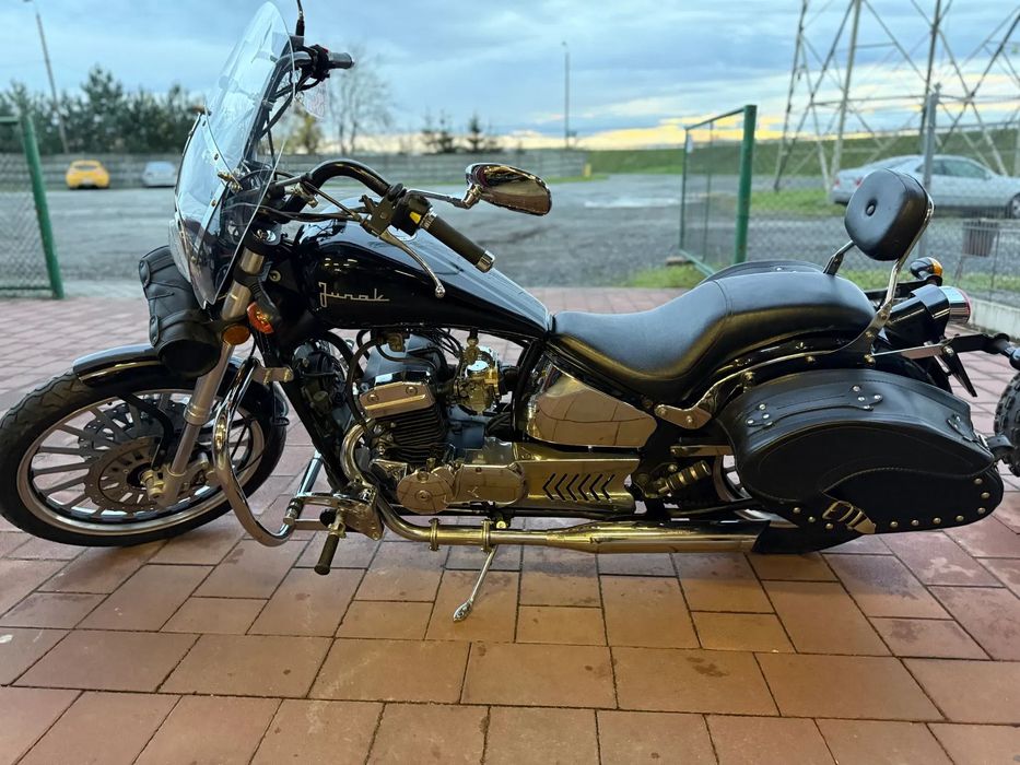 Junak M16 Junak M16 125/150 o mocy 15 KM Husator