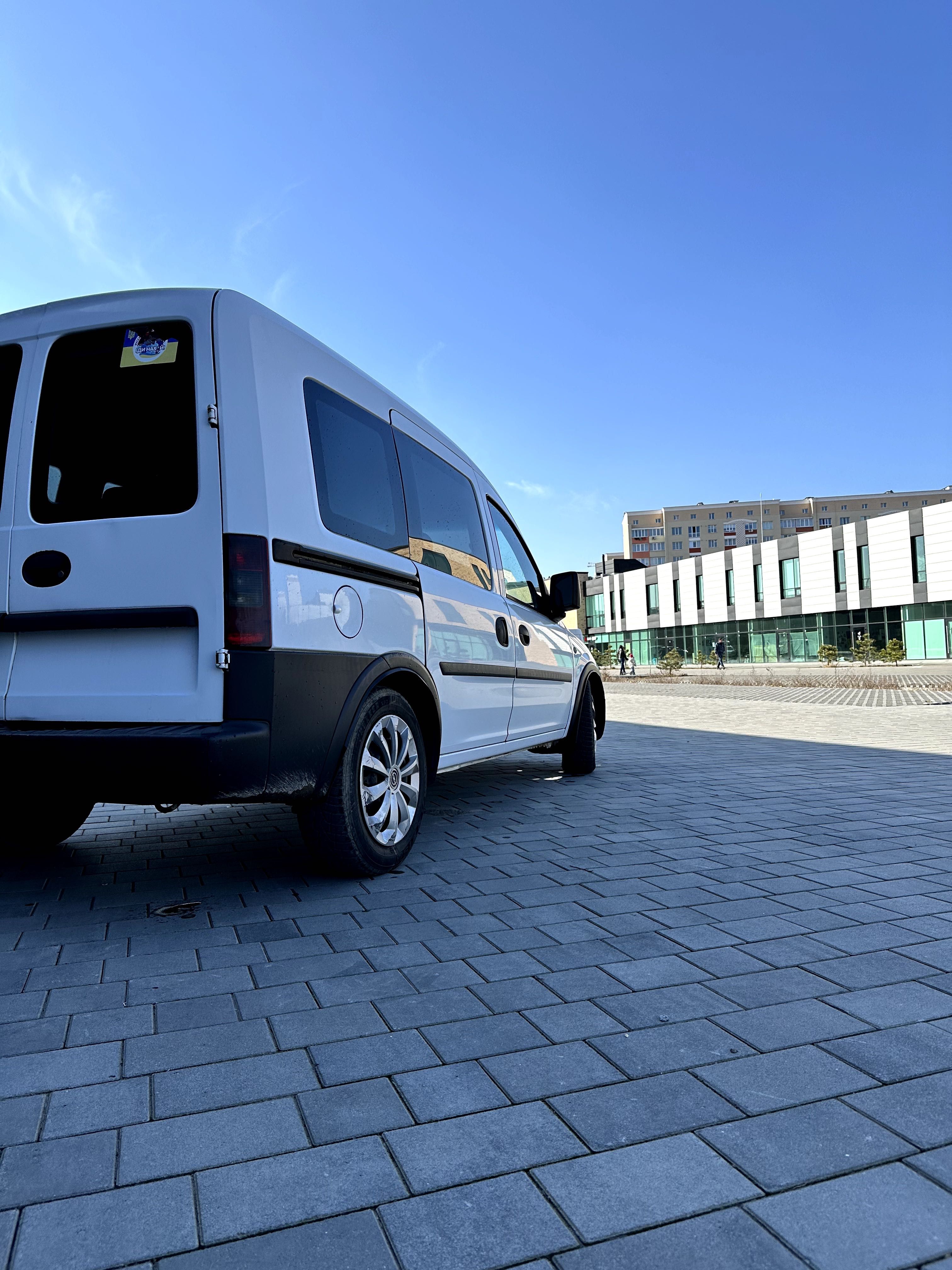 Продам авто Opel Combo 2006 р. 1,3 CDTI