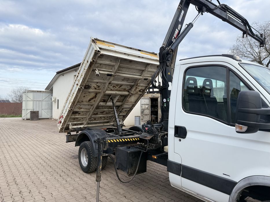 Продам самосвал-манипулятор