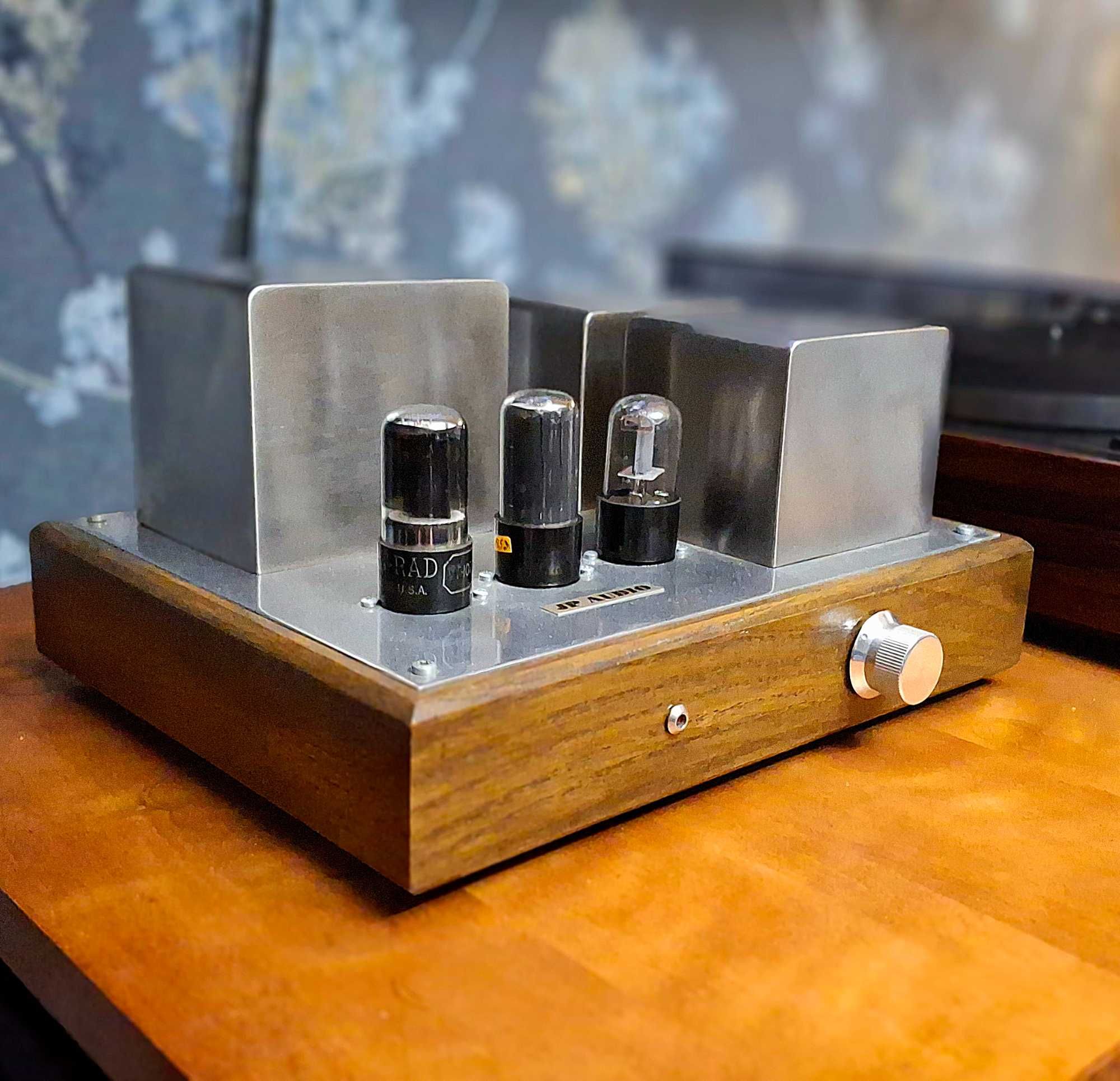Wzmacniacz lampowy JPAUDIO + worek lamp