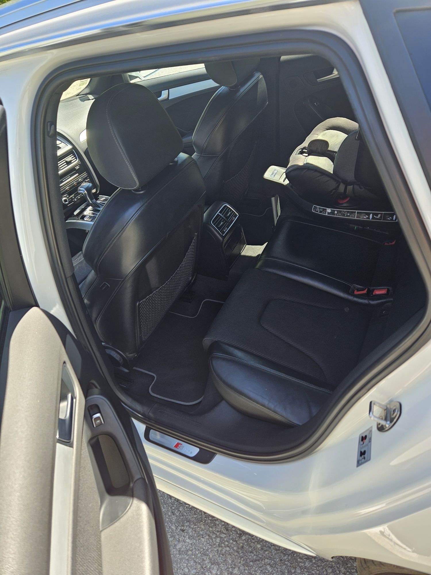 Audi A4 s line 184cv