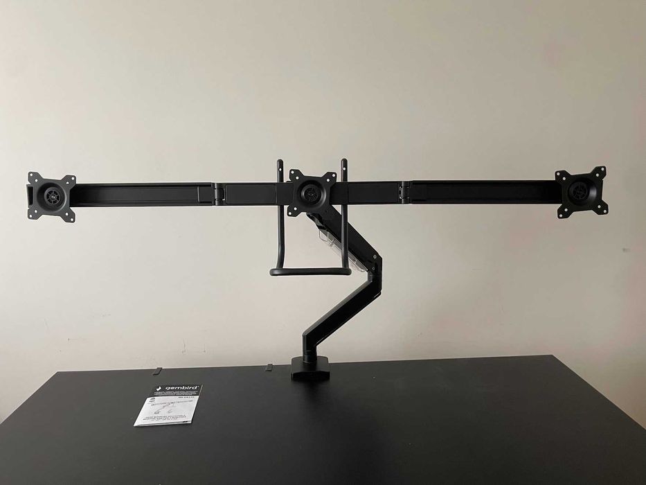 Suporte para Três Monitores Gembird MA-DA3-03