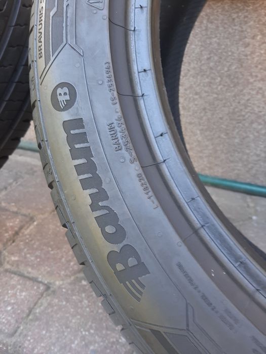 2x Opony letnie 215/50R18 Barum Bravuris 5 XL / 8mm Jak Nowe