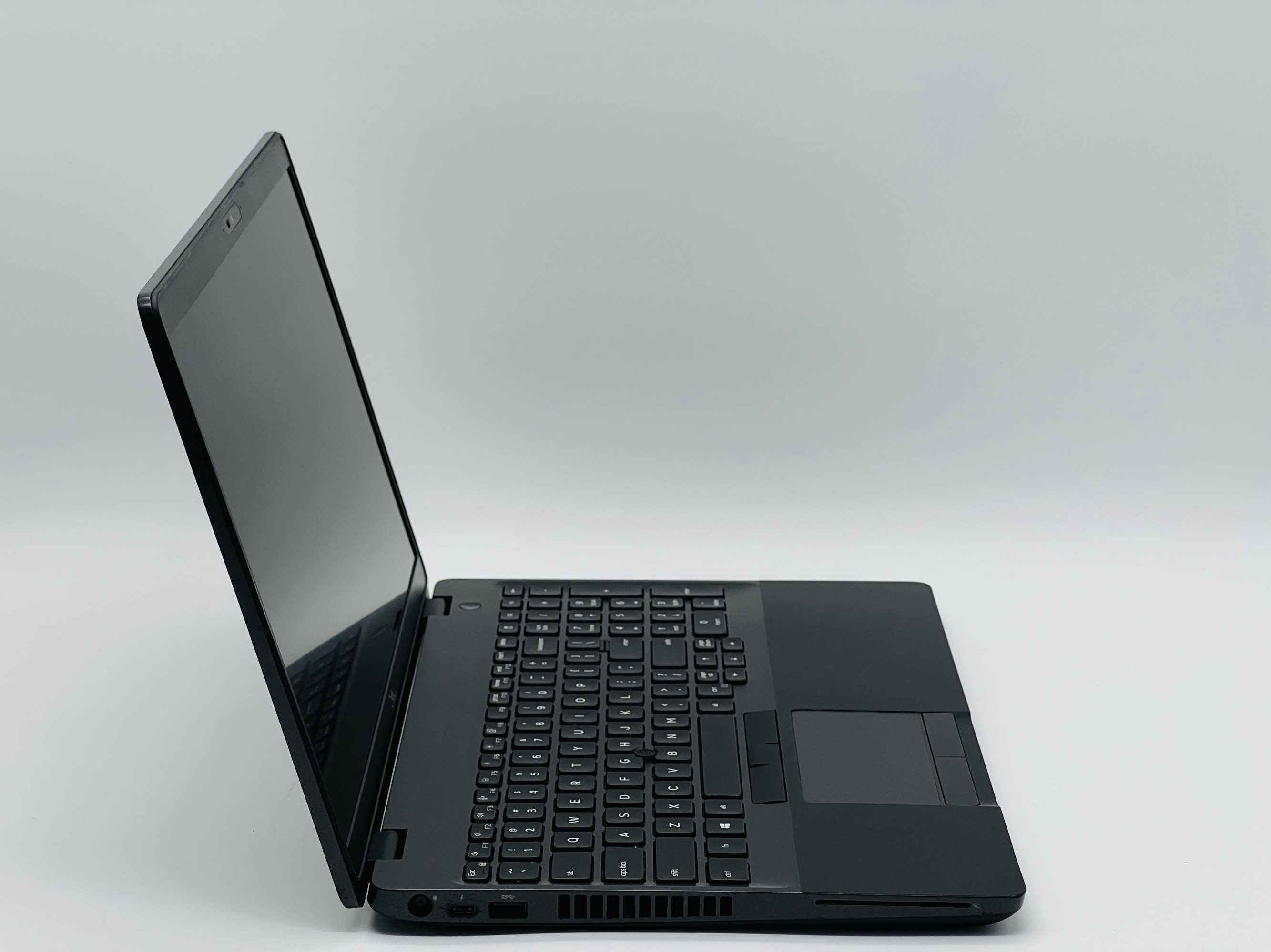 ноутбук Dell Latitude 5501