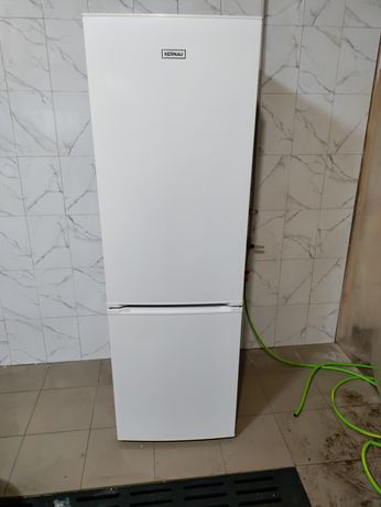 Холодильник Kernau привезений з Європи. Холодильник 170см.