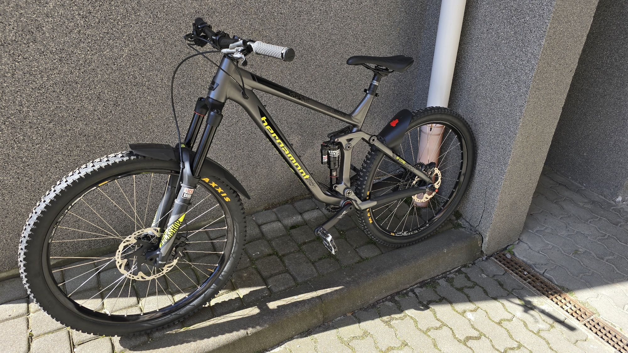 Bergamont encore8.0 L не Trek Scott specialized