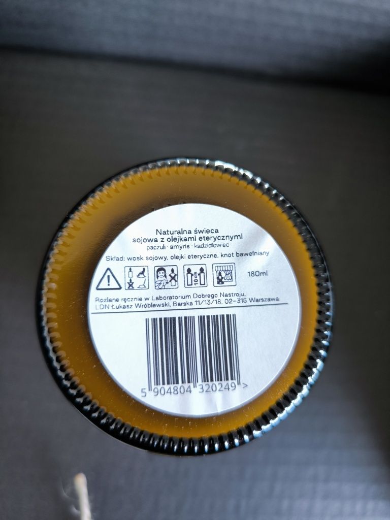 Zestaw kadzideł. Cztery rodzaje w jednym opakowaniu.
