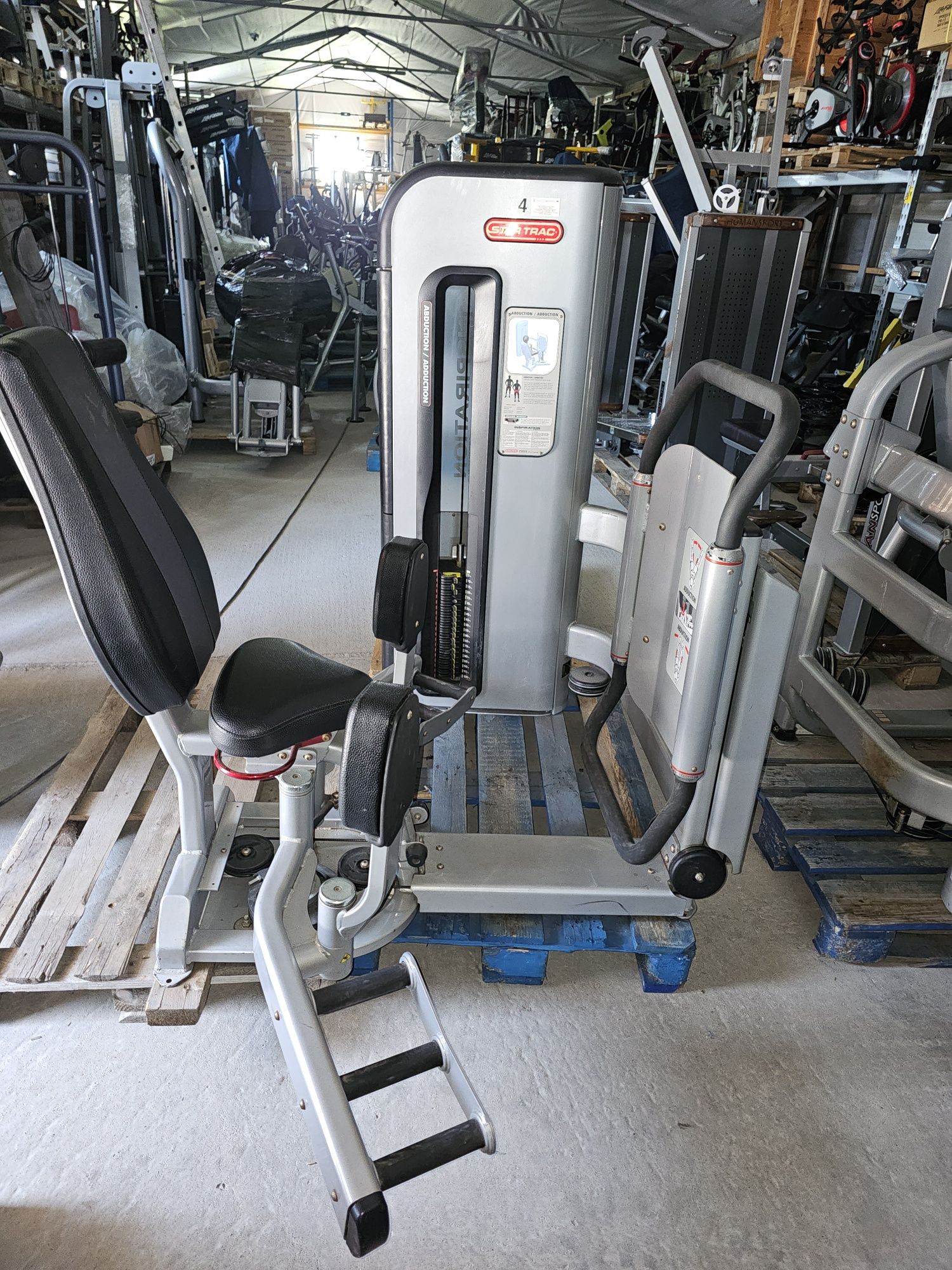 Przywodzenie-Odwodzenie 2w1 Star Trac technogym life fitness