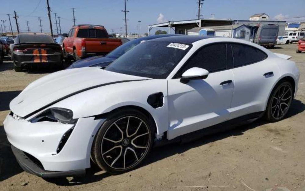 Бампер Porsche Taycan разборка порше тайкан запчасти taycan 4s