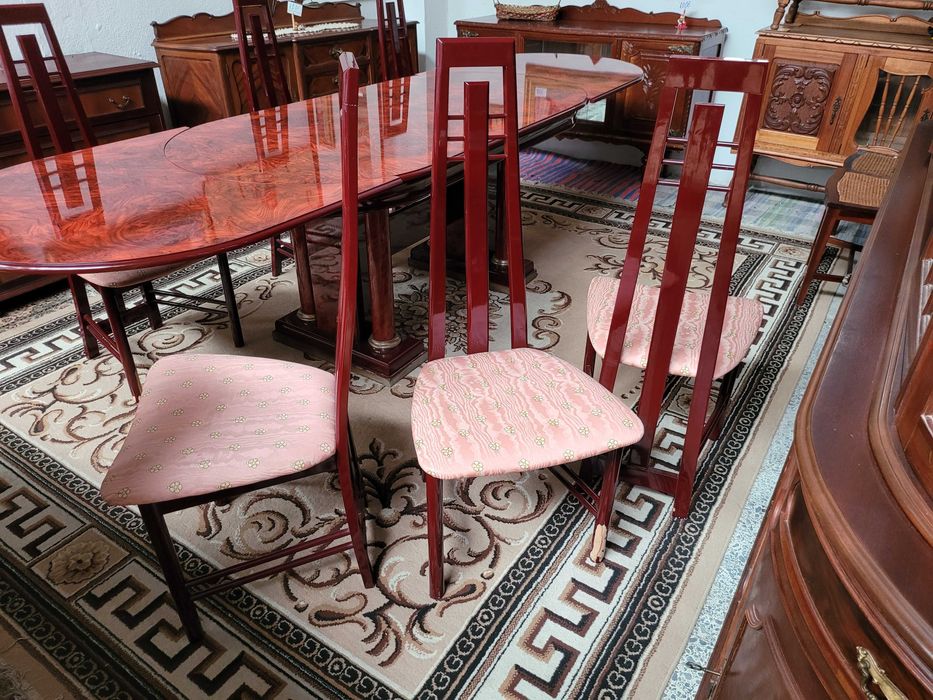 Cadeiras de sala - Bom estado geral - Valor unitário