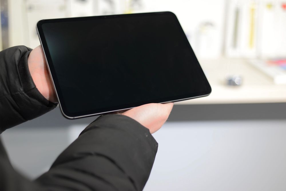 Used iPad Pro 11'' M4 1Tb Space Black Wifi Магазин iStory