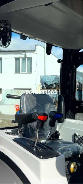 Мінітрактор Скаут 404 C компресор реверс примусова на широких колесах