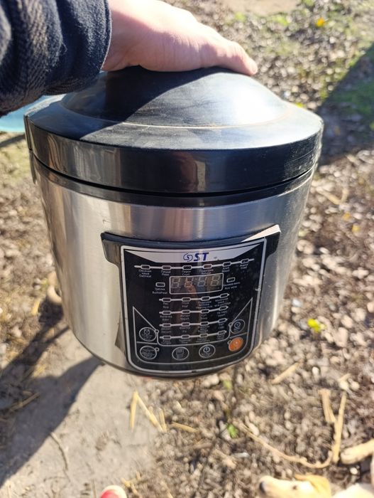 Продам Мультиварку