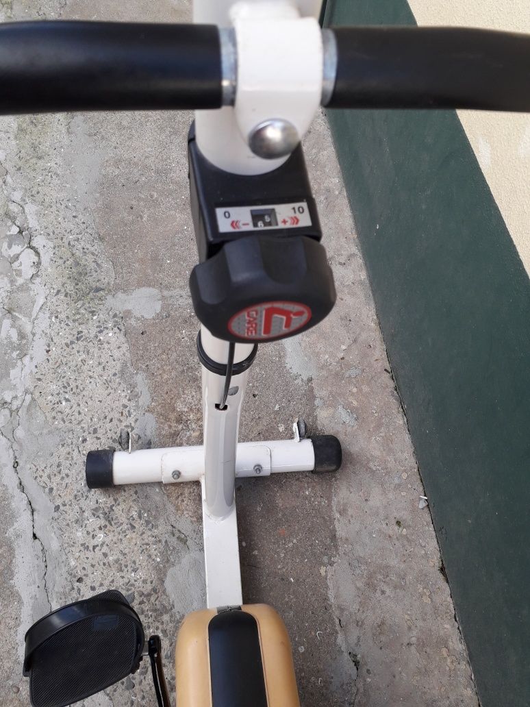 Bicicleta de manutenção