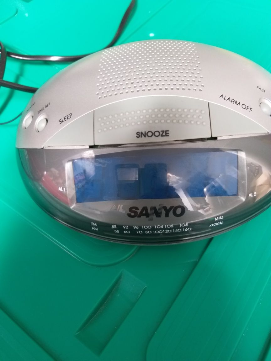 rádio despertador sanyo