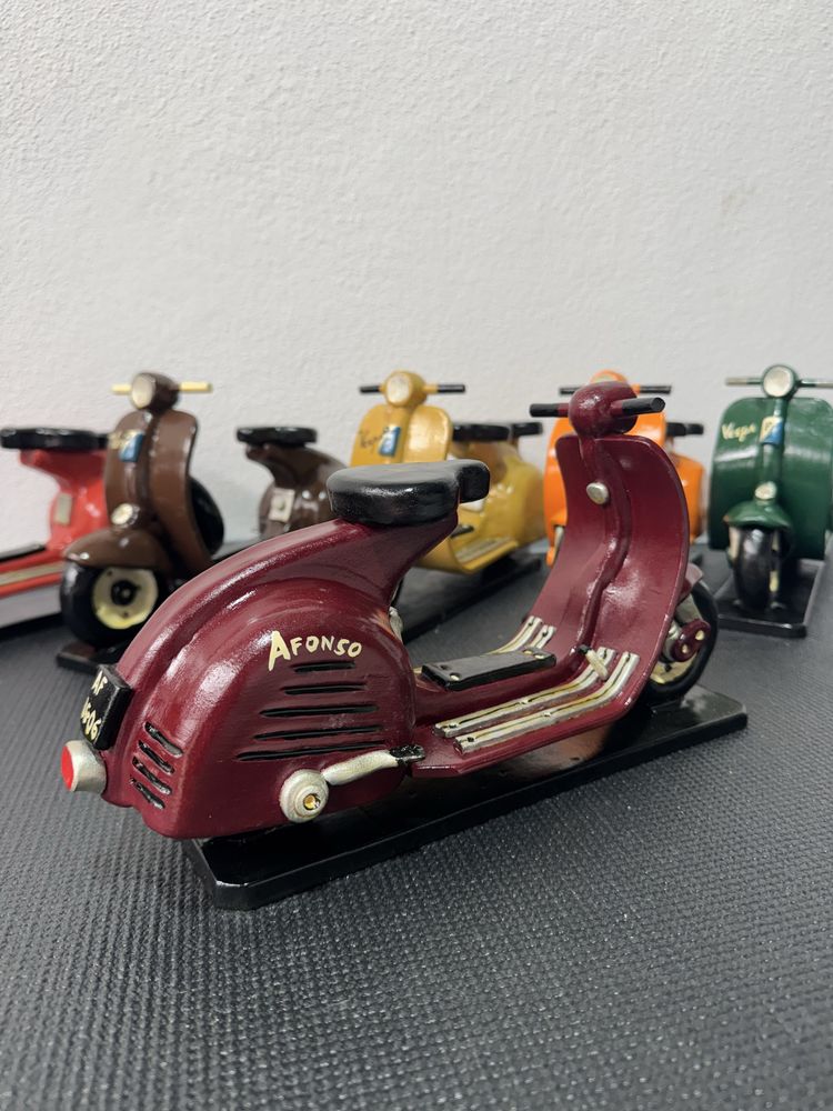 Vespa em Cerâmica (feita à mão)