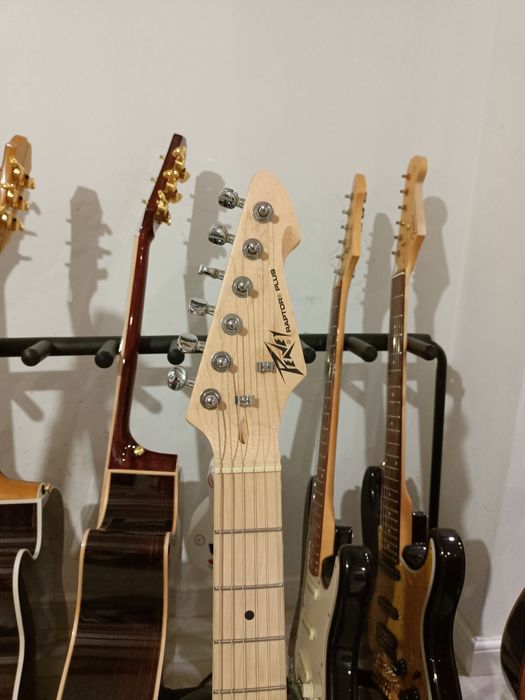 Gitara Elektryczna Peavey Raptor Plus Ivory SSH - Nowa/Okazja