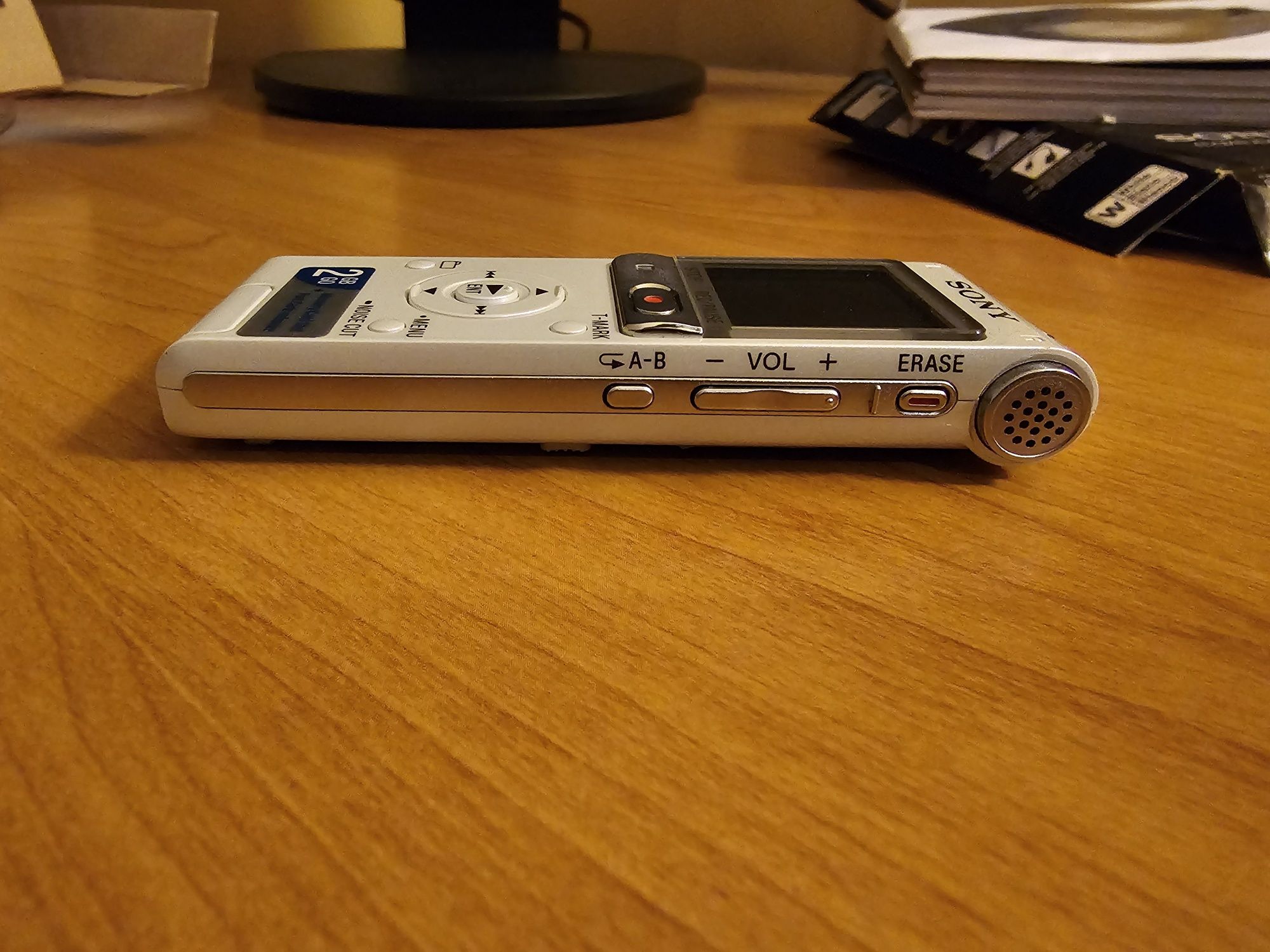Dyktafon Sony ICD-UX512 - jak nowy!