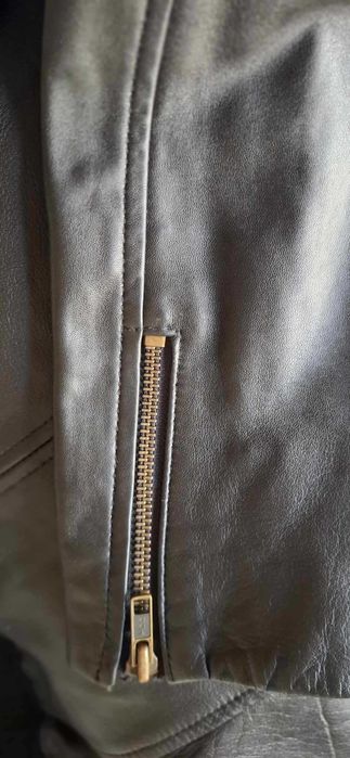 Casaco em pele- Preto - L- Mango