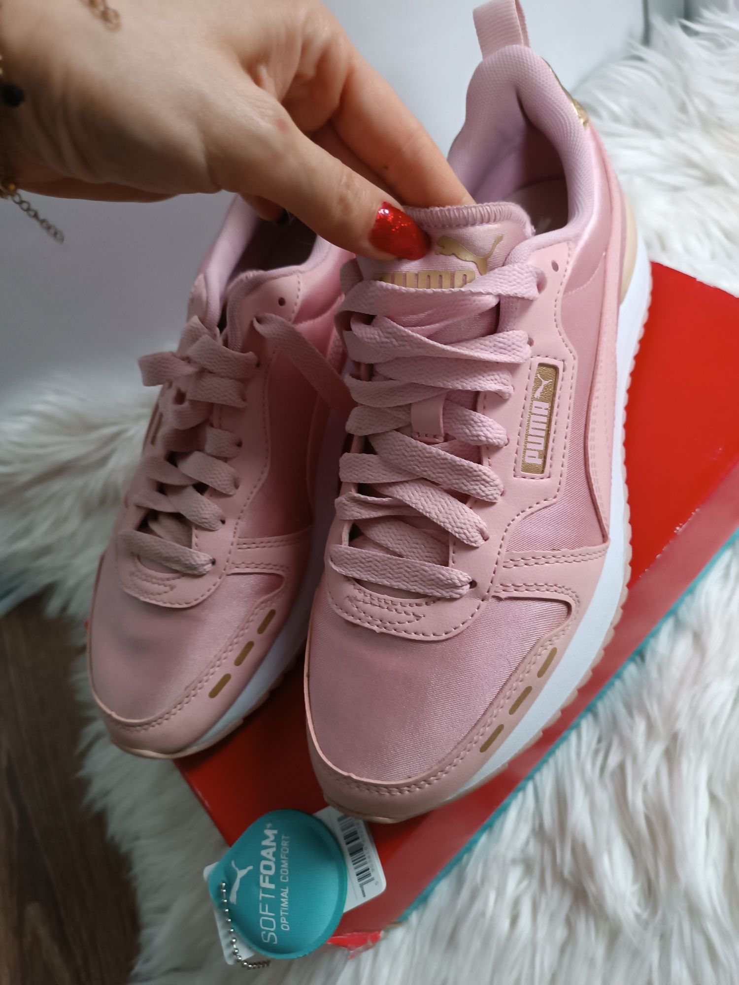 Buty sportowe damskie PUMA pudrowy róż 40