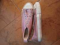 Buty dla dziewczynki
