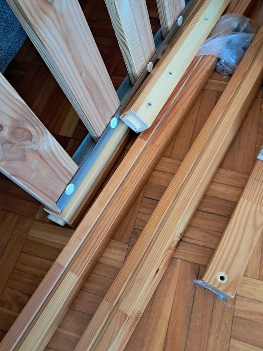 Cama Ikea Kura reversível com dossel
