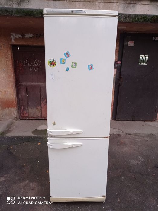 Продам холодильник