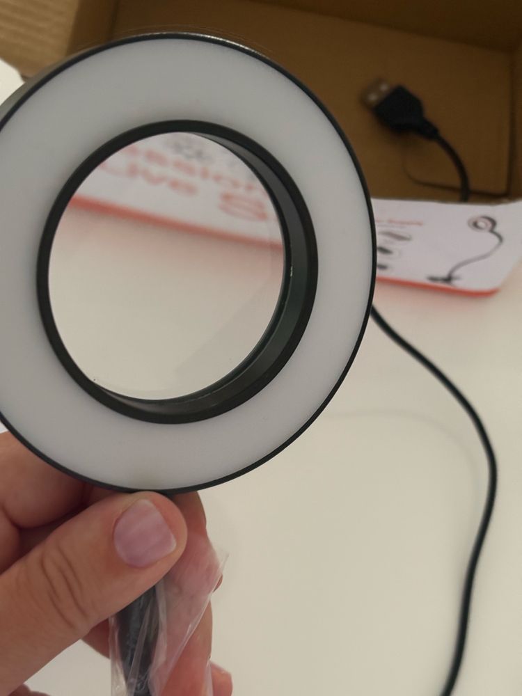 Lupa com lampada led