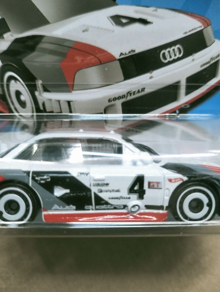 Hot Wheels Audi 90 Quatro resorek autko nowy