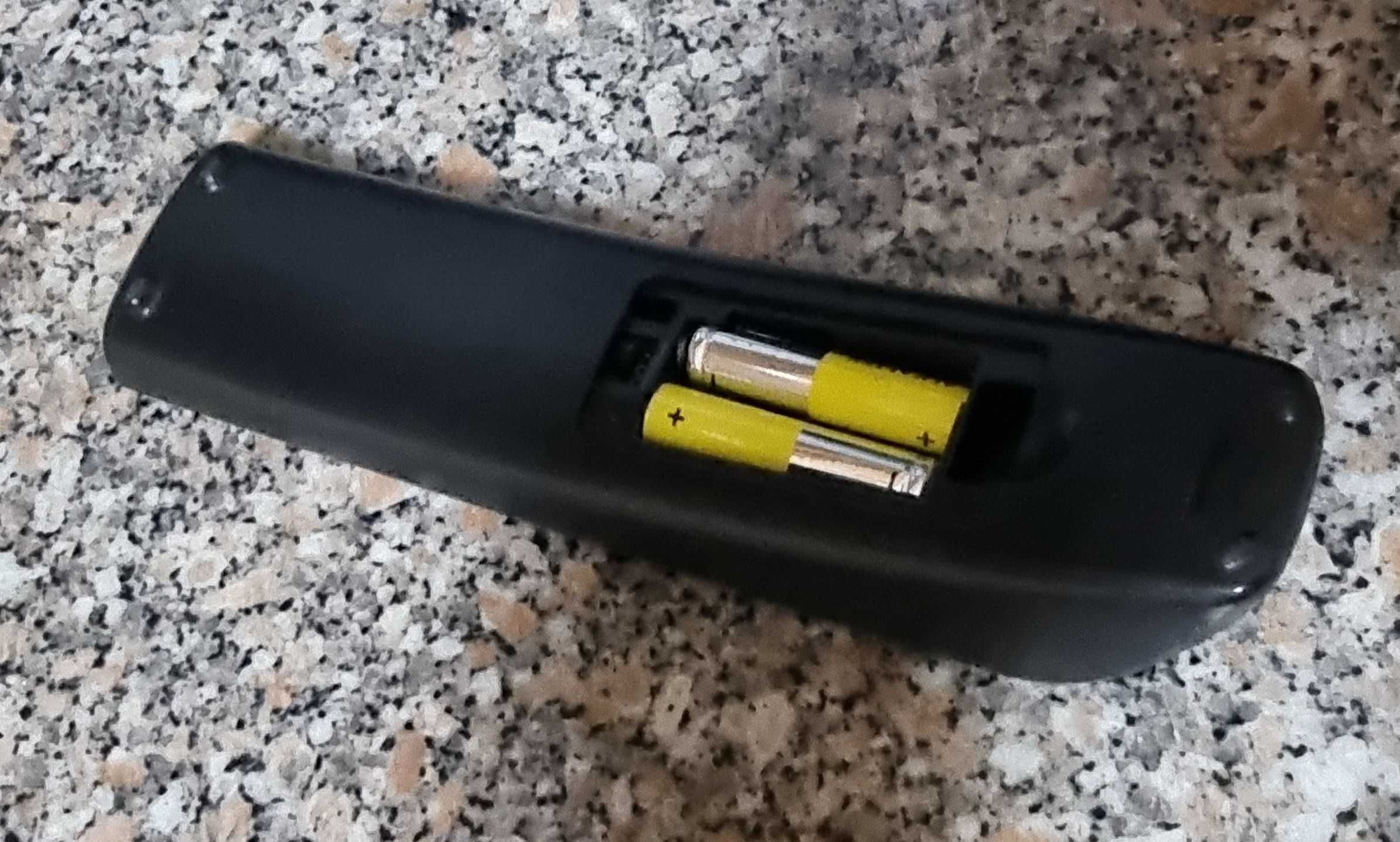 Televisão Samsung 22" com DVB-T