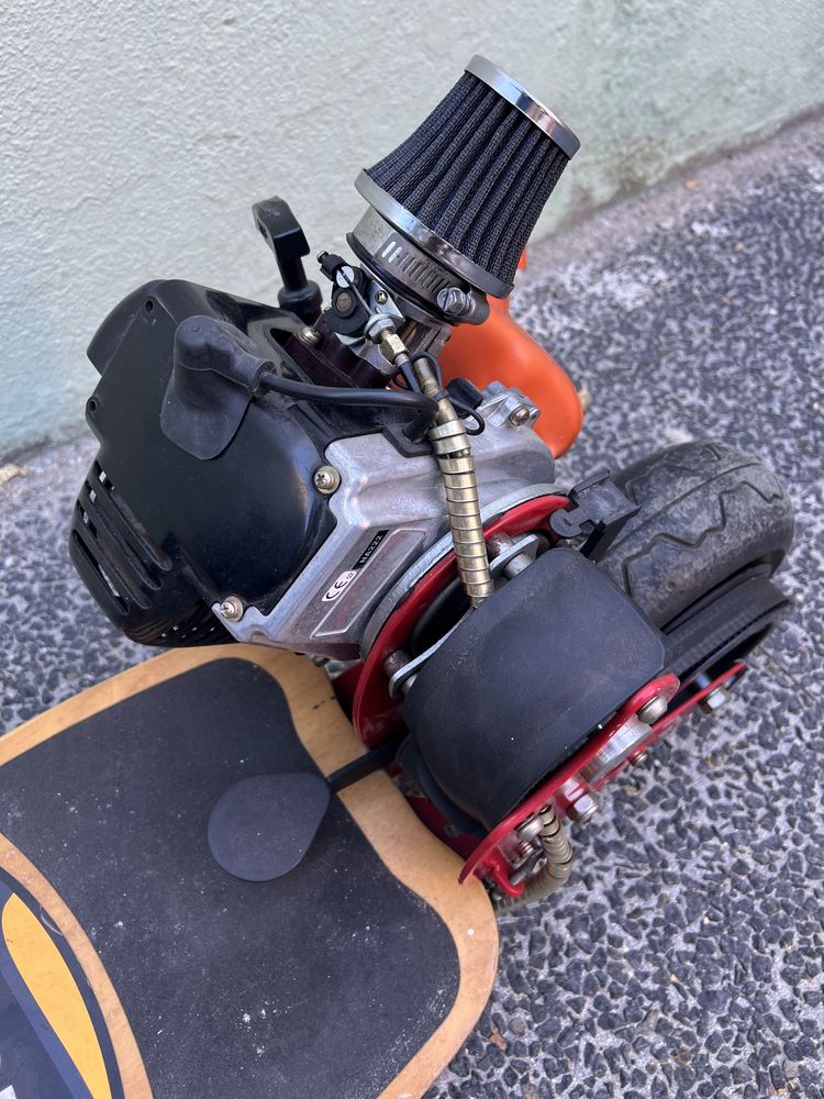 Trotineta Blade Z Moby com motor tanaka combustão