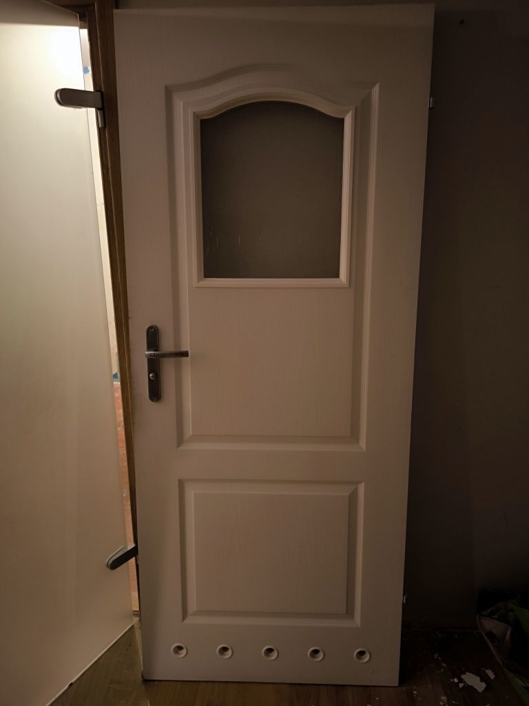 Drzwi wewnętrzne białe 80 cm