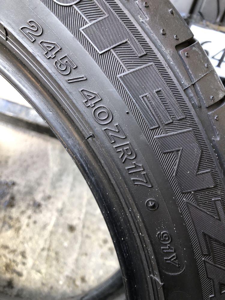 Шини Bridgestone 245 40 R 17 2шт Літо (644) Резина