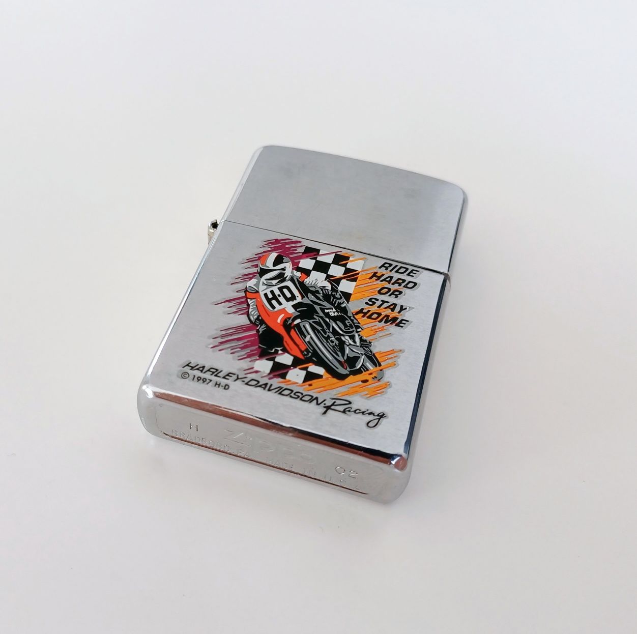 Zippo Harley Davidson Racing z 2002 roku