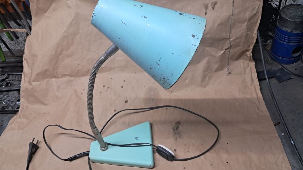 lampa biurkowa warsztatowa prl zabytkowa, sprzawna