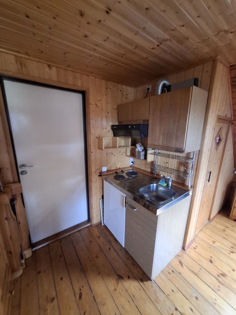 Pokój na wynajem z własnym aneksem i WC