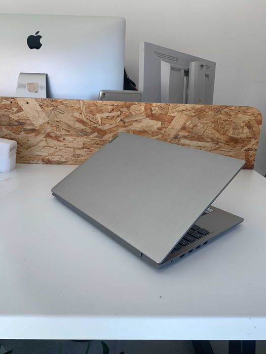 Lenovo IdeaPad 3 | AMD 3020e | 4GB RAM | 128GB SSD | 15.6” HD (NOVO)