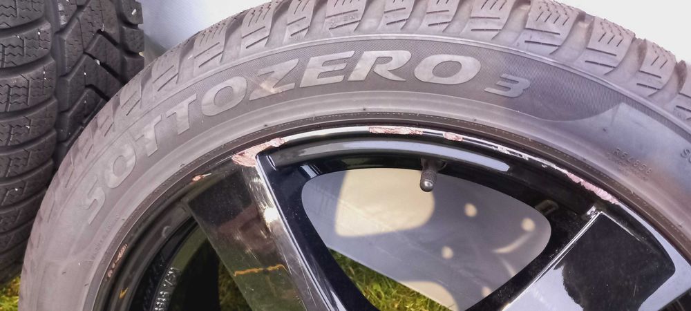 Felgi ALUTEC-VW/Skoda/Seat/Audi 5x112, 7x17, ET49, 57.1 2022r Bez opon