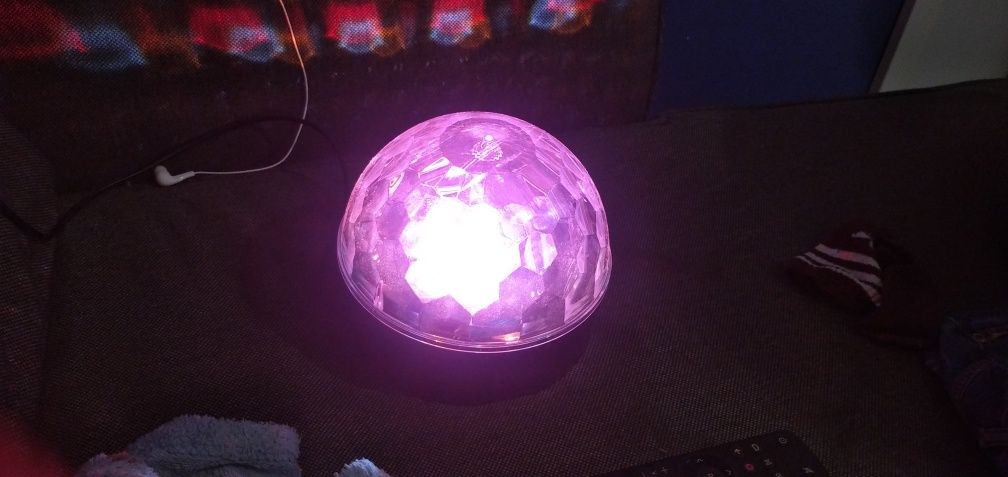 Kula LED z Bluetooth MDL001