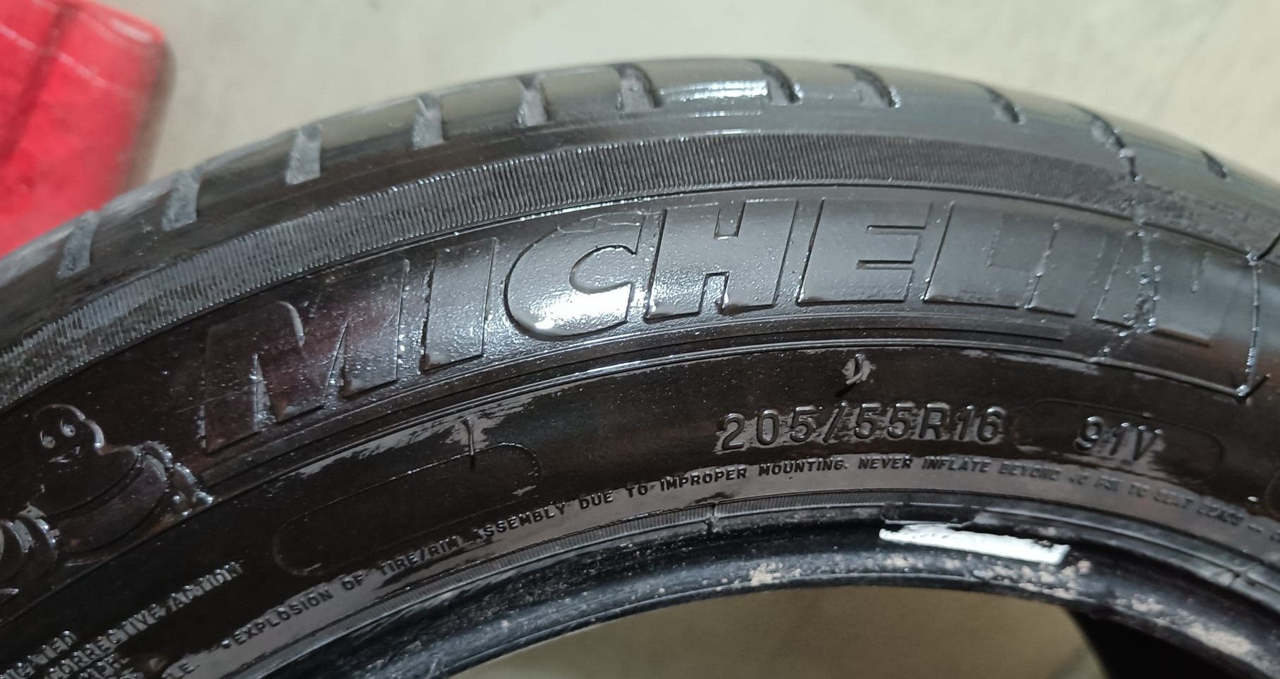 Pneu Michelin 205/55/16 RFT