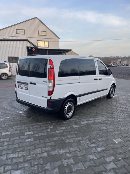 Mercedes-Benz Vito W639 пасажир 2006 рік 2.2 дизель