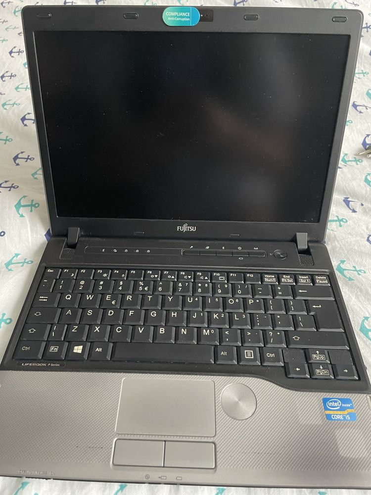 Laptop Fujitsu lifebook p702