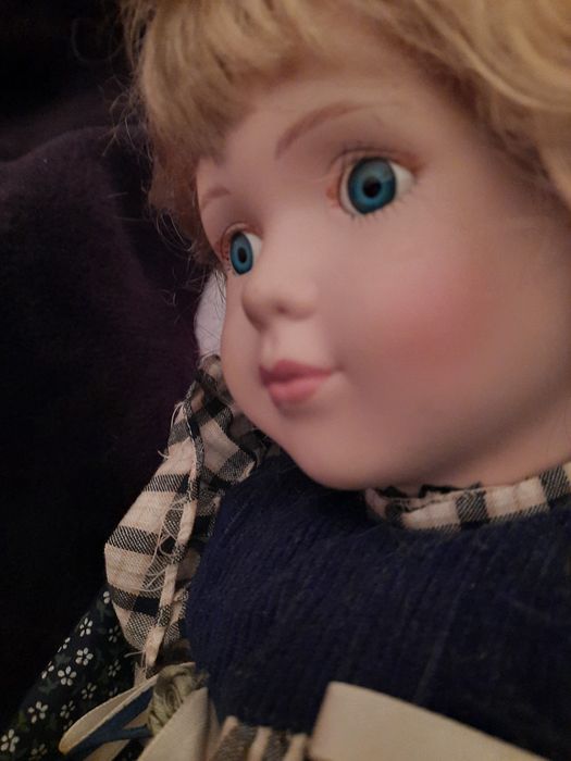 Stara lalka z porcelany porcelanowa duża