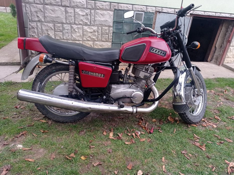 Обмін на машин Планета 5 в чудовому стані